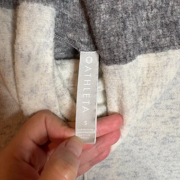 Athleta Transit Colorblock Turtleneck Sweater Merino Wool Blend Pullover - Picture 4 of 6